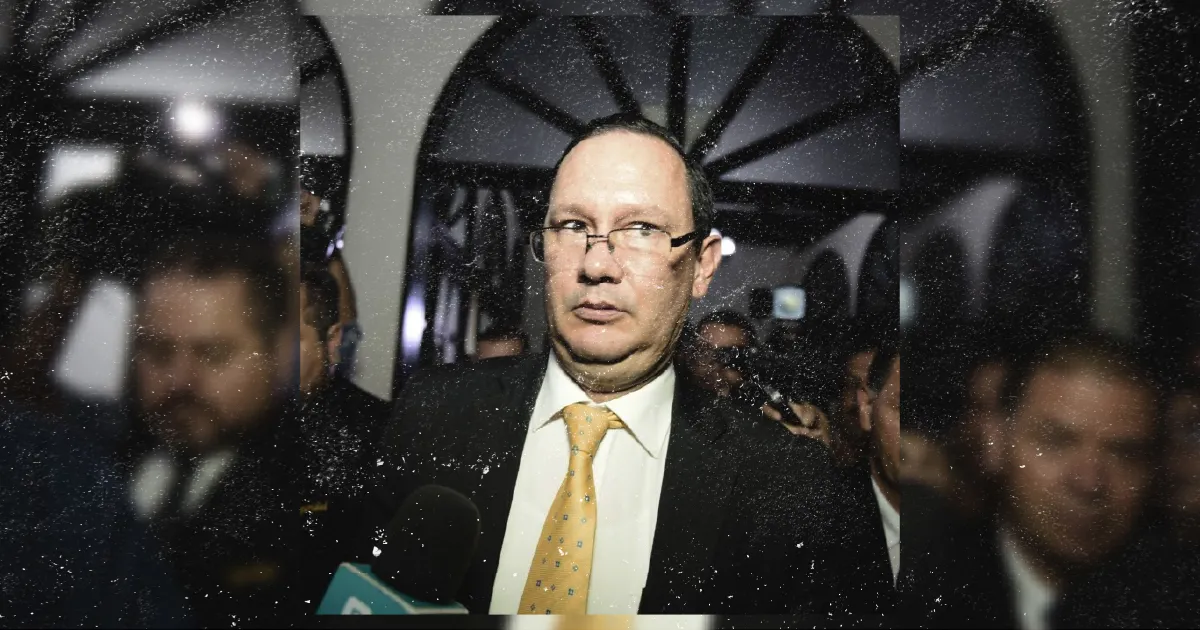 Featured image for “De la toga al narcojet: ¿Cómo acabó Costa Rica exportando justicia… al banquillo?”